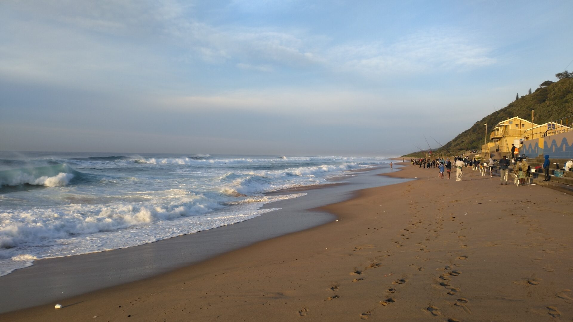 Best Rock & Surf Fishing Spots in Durban – Local Guide 2026
